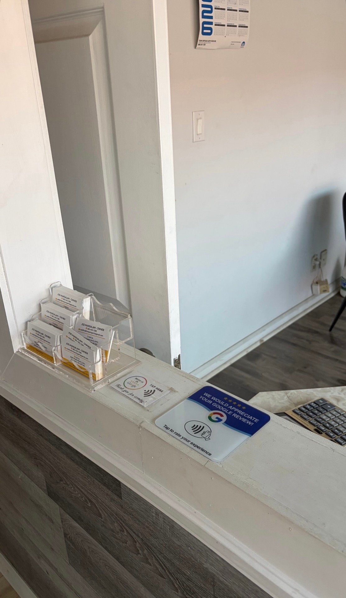 Review Card an der Theke bei Sofra Malakoff